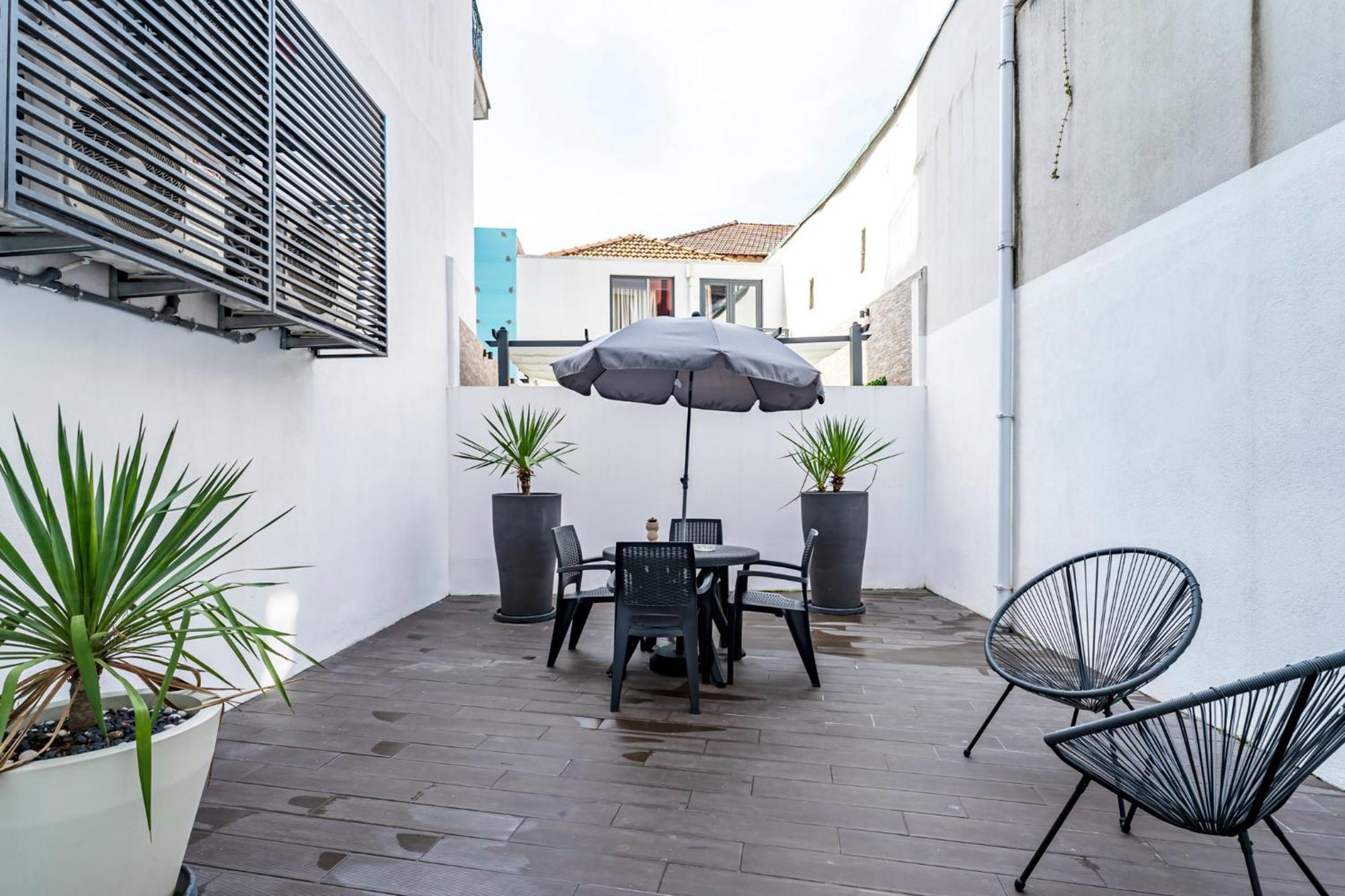 Ferienwohnung Oporto Wine Cellars Flat With Terrace Vila Nova de Gaia Exterior foto